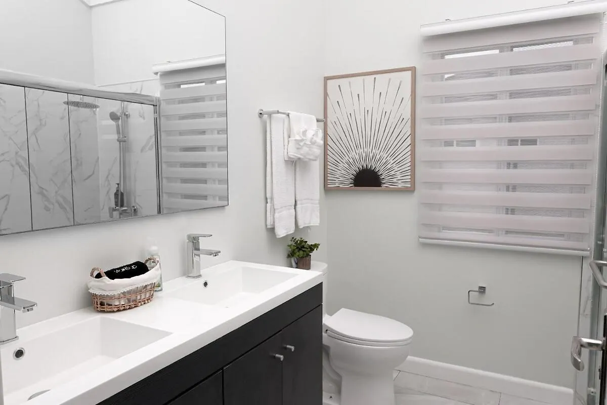Charming Retreat Beach Access Saint Annʼs Bay