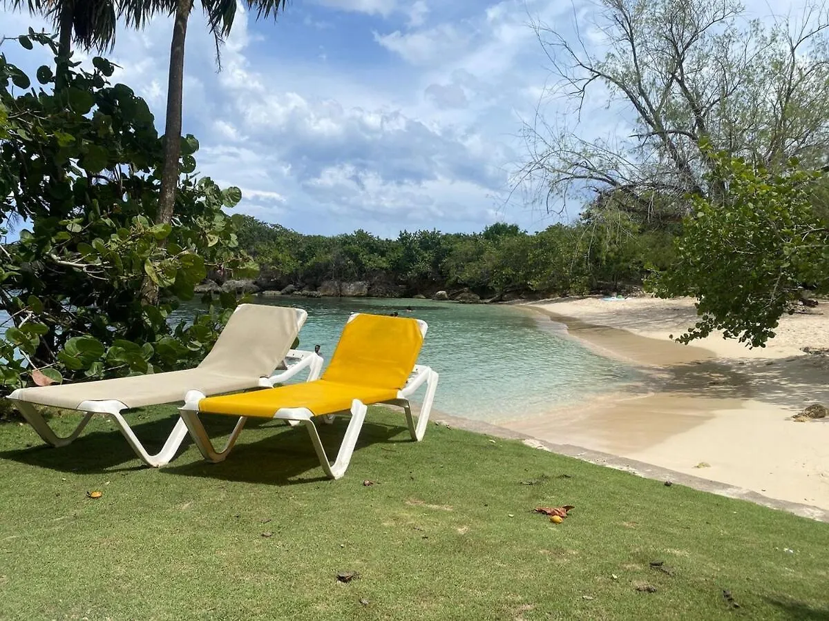 Hébergement de vacances Charming Retreat Beach Access Saint Annʼs Bay