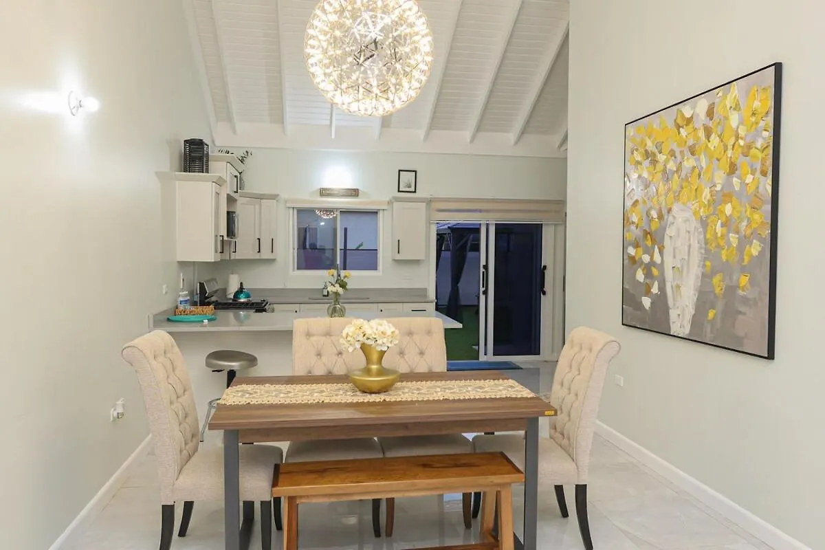 Charming Retreat Beach Access Saint Annʼs Bay